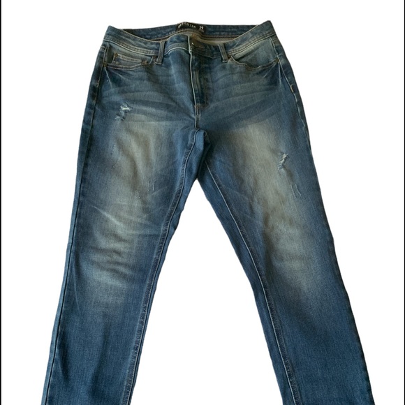 NEW Design Lab Lord & Taylor Cropped Fringe Leg Blue Jeans Woman’s Size 29 - Picture 9 of 12